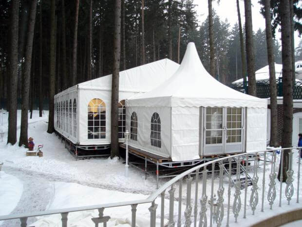 Зимние шатры и тенты